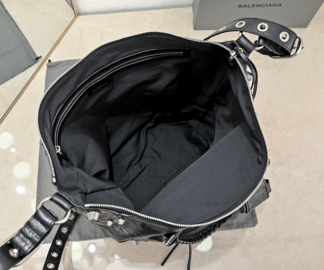 Balenciag Men