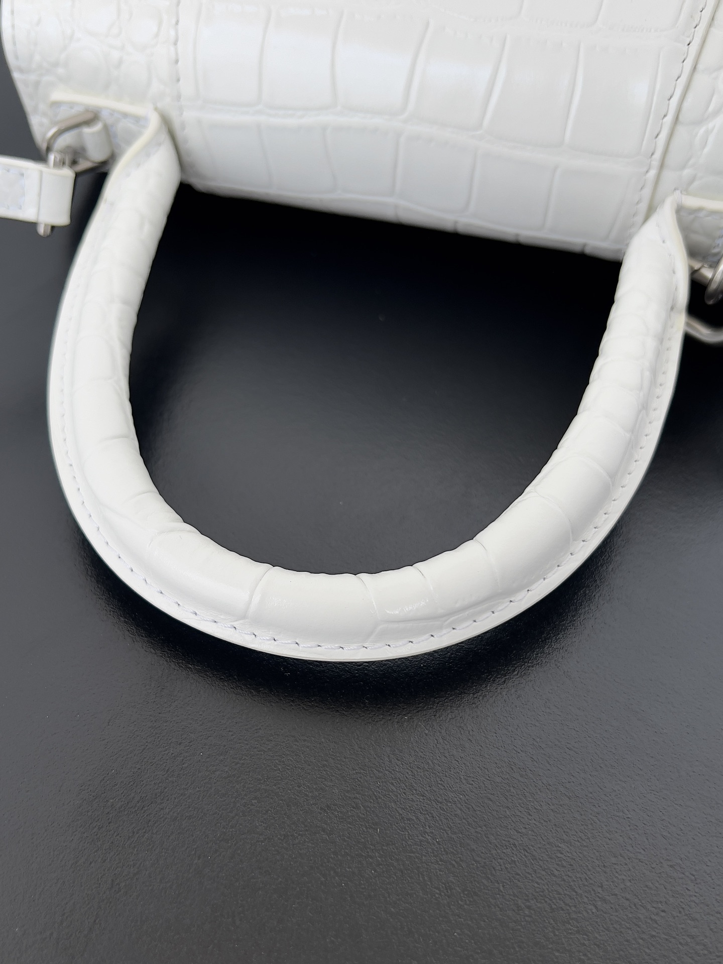 Ba*len*cia*ga hourglass bag-23x10x24cm