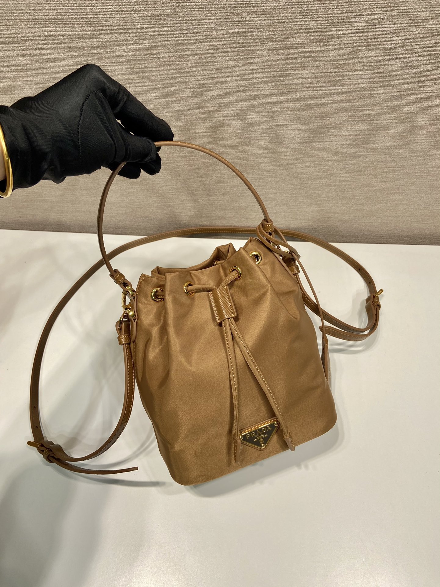 Pra*a 1be067 bucket bag-15.5*19.5*10cm