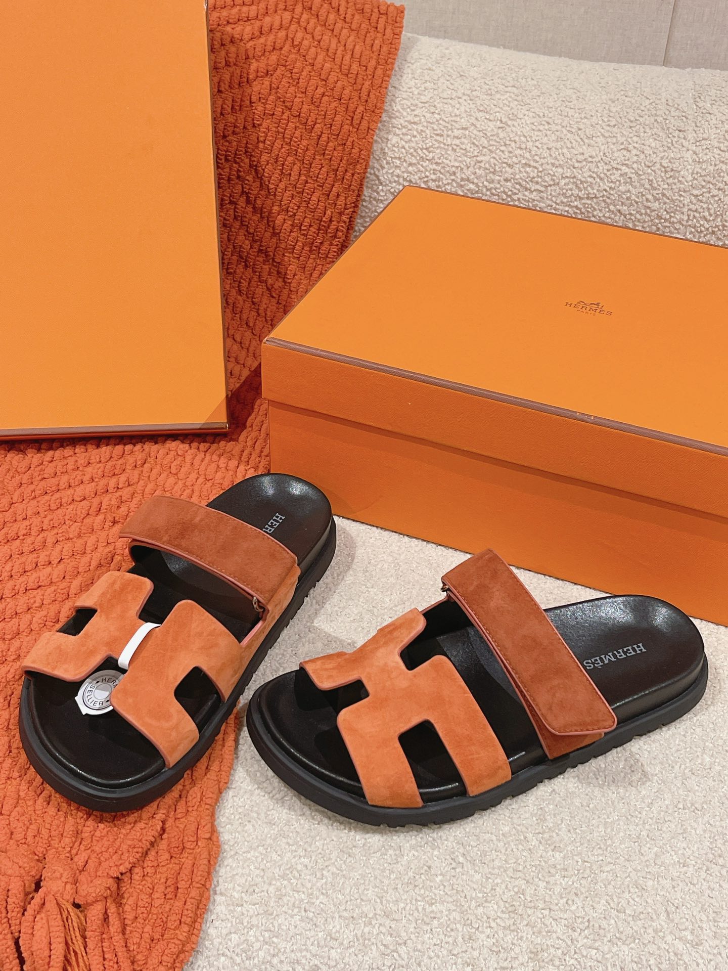 H**mes slides