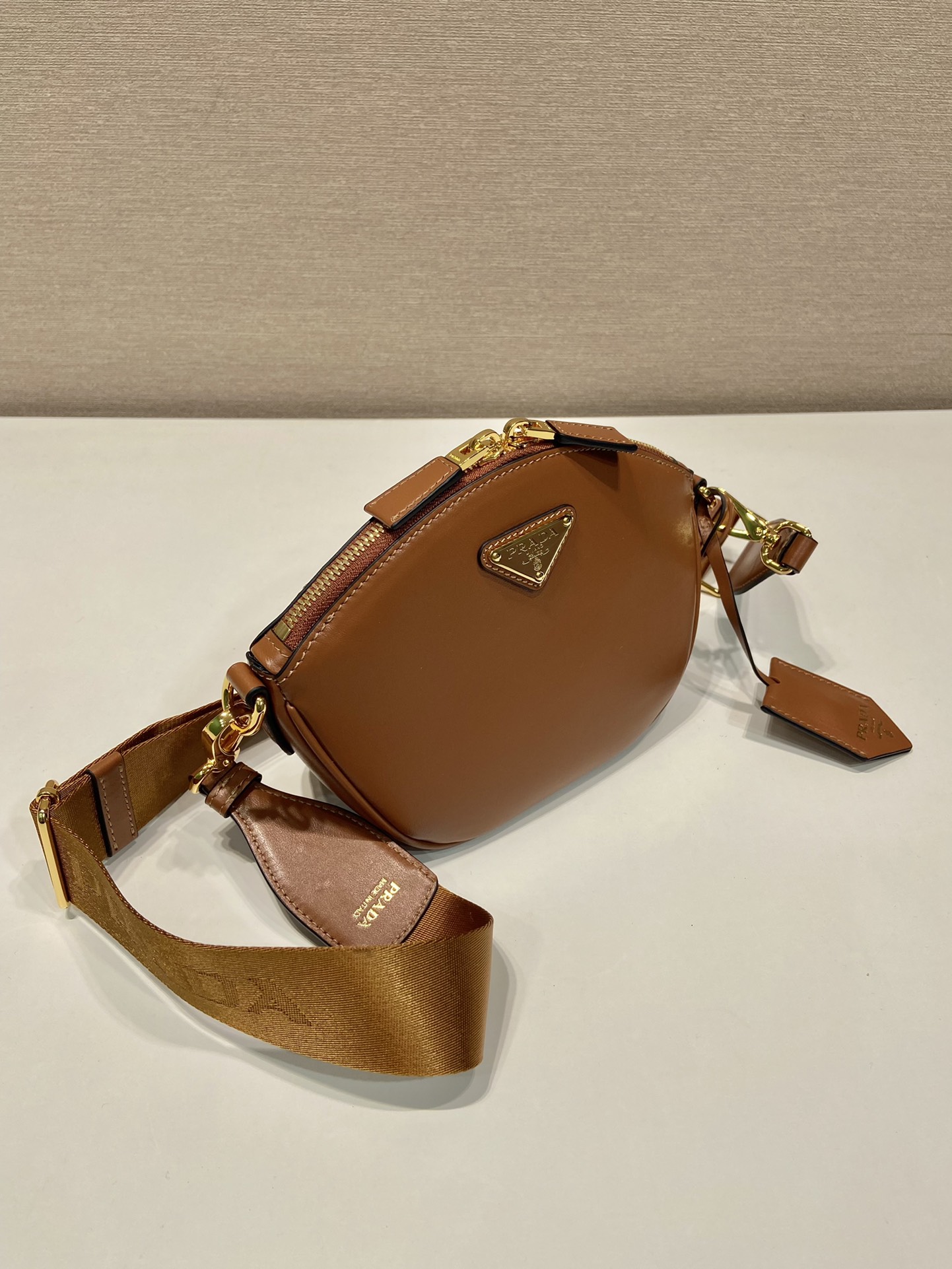 Pra*a 1bh212 crossbody bag-18*15*8cm