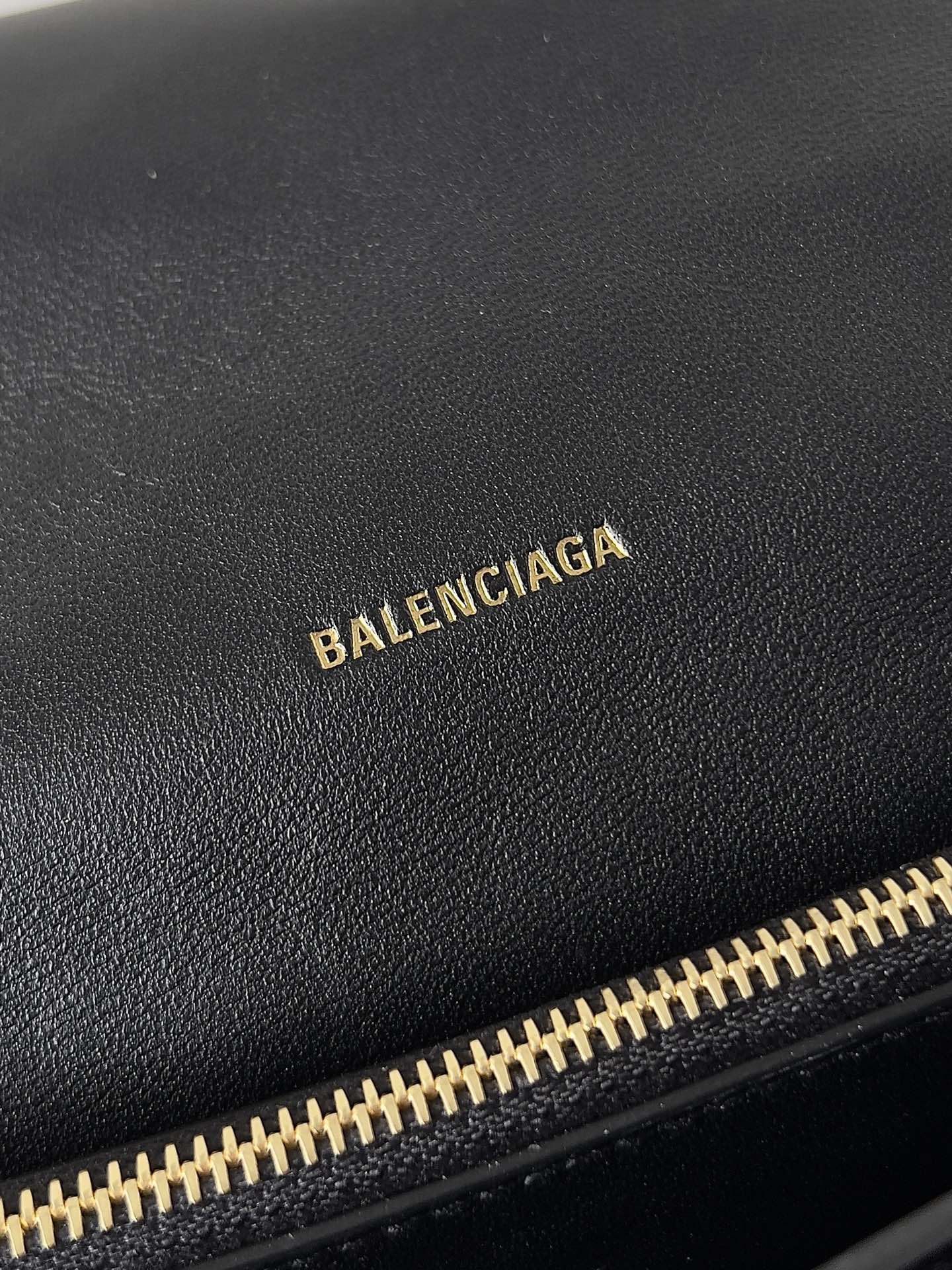 Ba*len*cia*ga crush chain bag-39.9*24.9*13.0cm