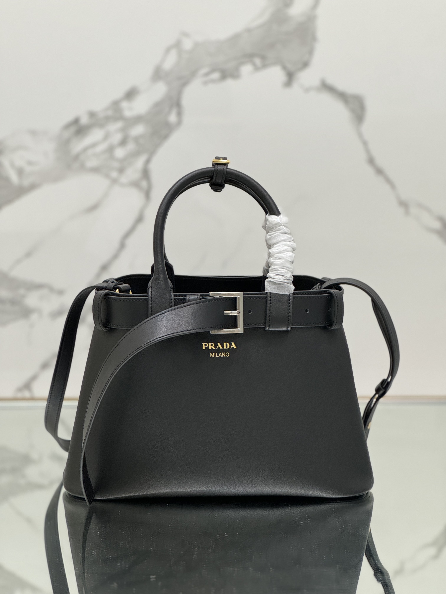 Pra*a double1ba434 bag-32Ｘ23Ｘ11cm