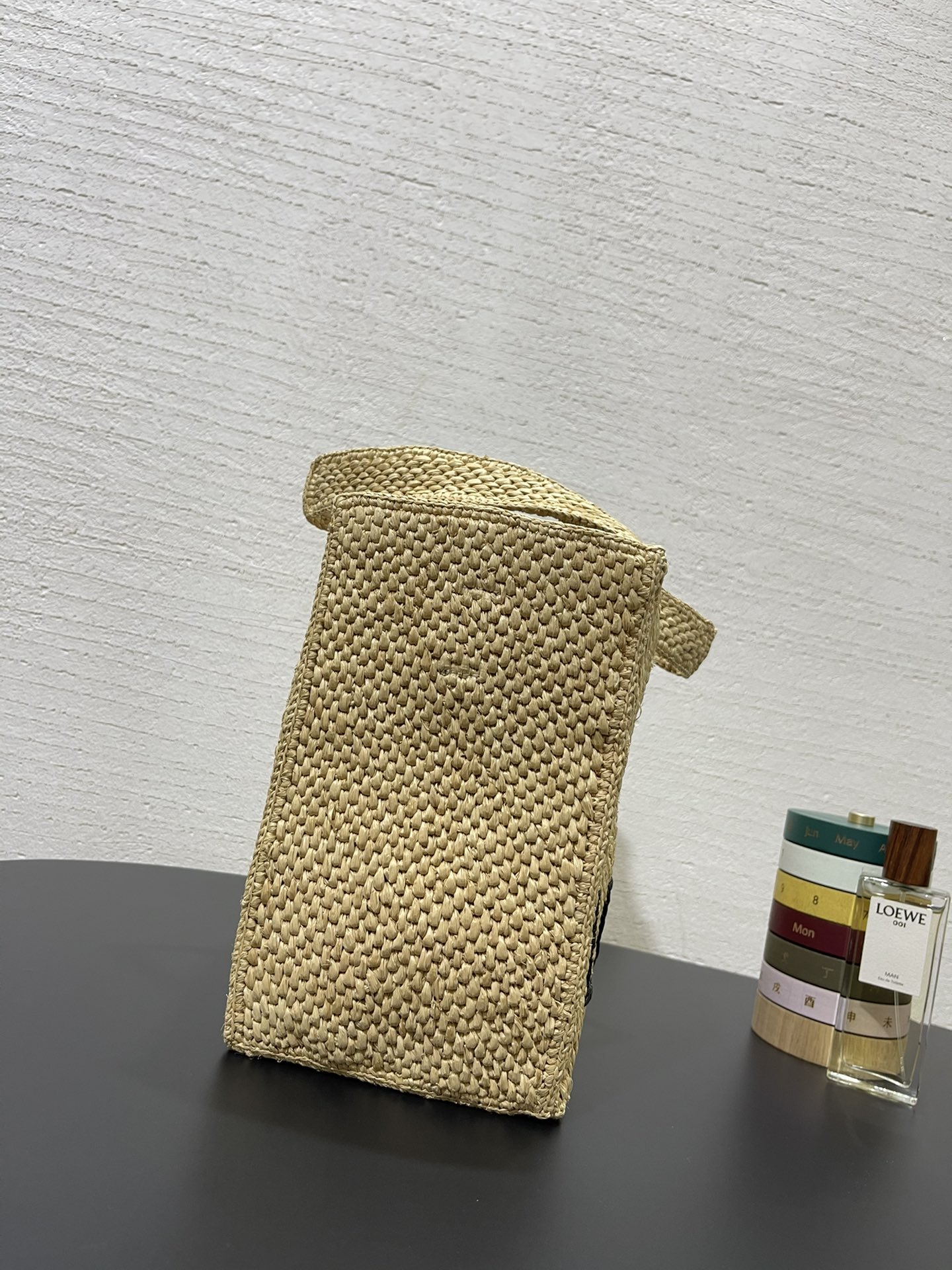 L0ew* raffia font tote bag-30✕15✕25.5cm