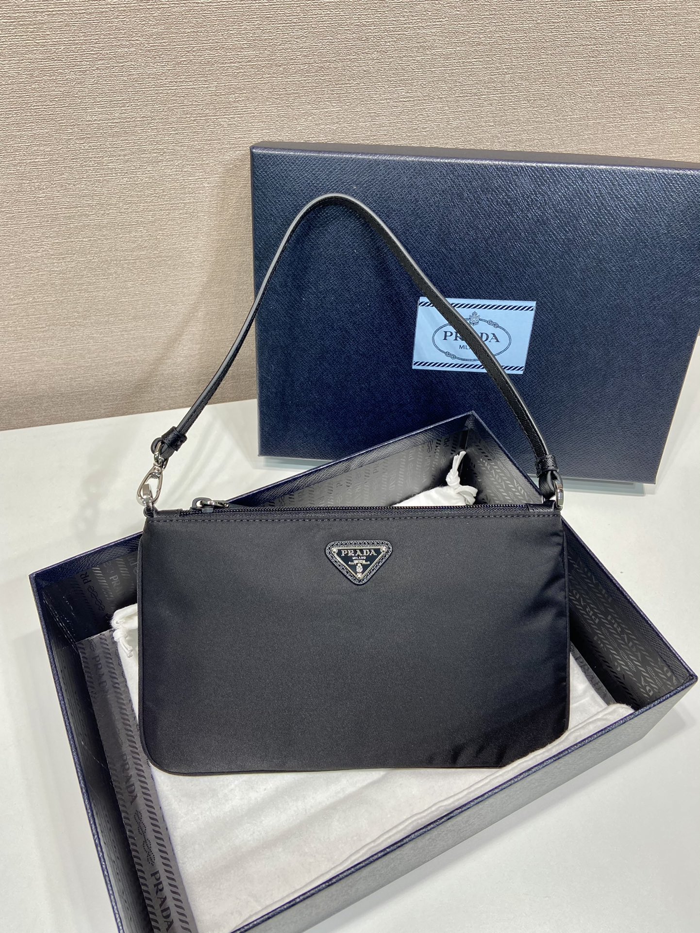 Pra*a 1ni545 shoulder bag-24*14cm