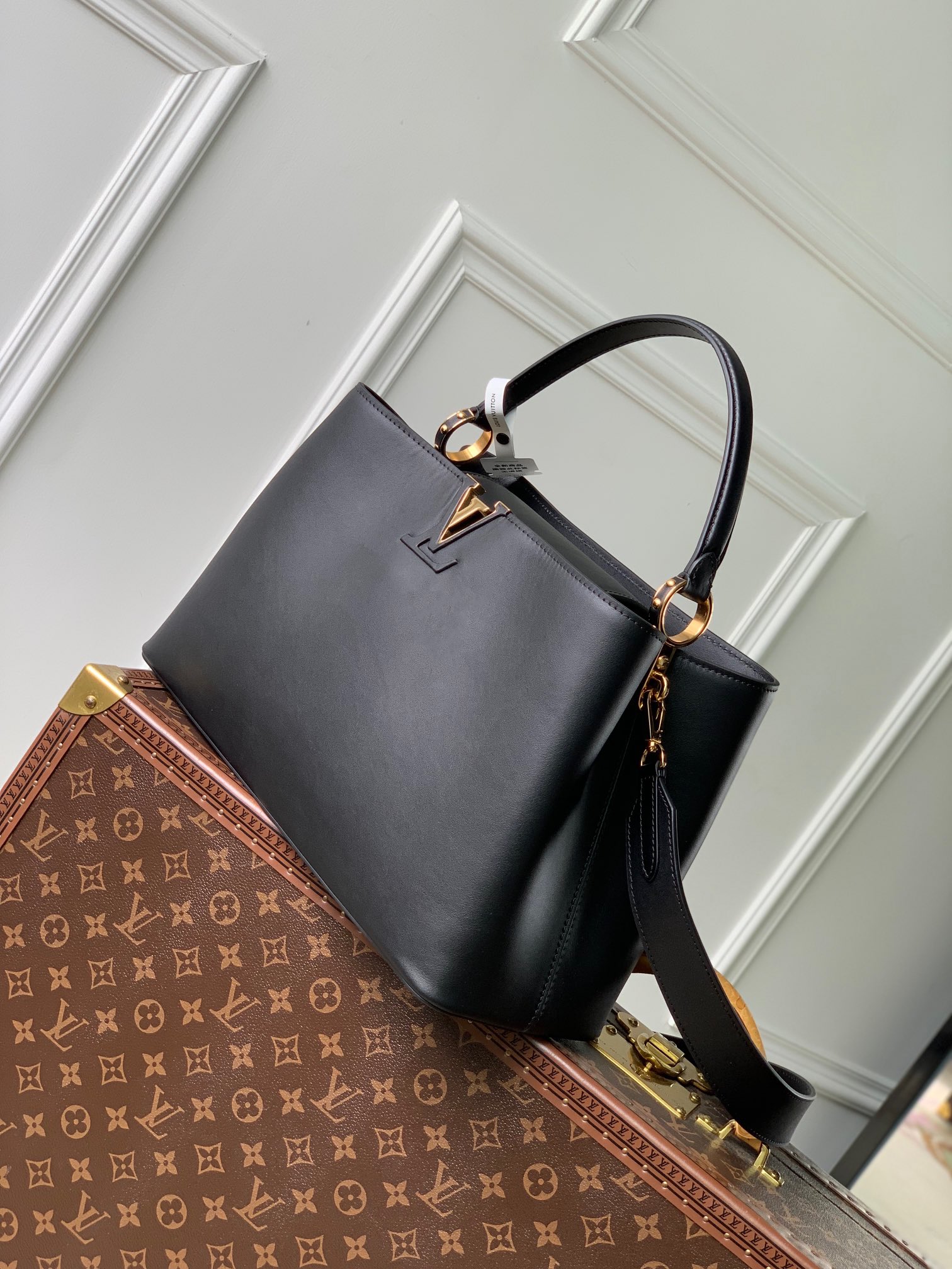 l0*is V*t0n capucines souple handlebag-38 x 23 x 16cm