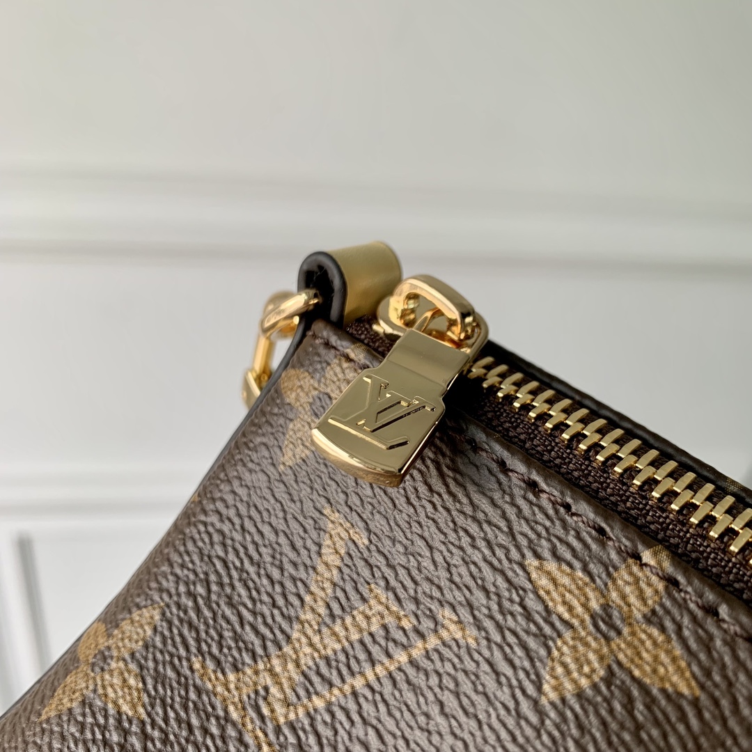 l0*is V*t0n bloom pouch-m11303-22.5*13*13cm