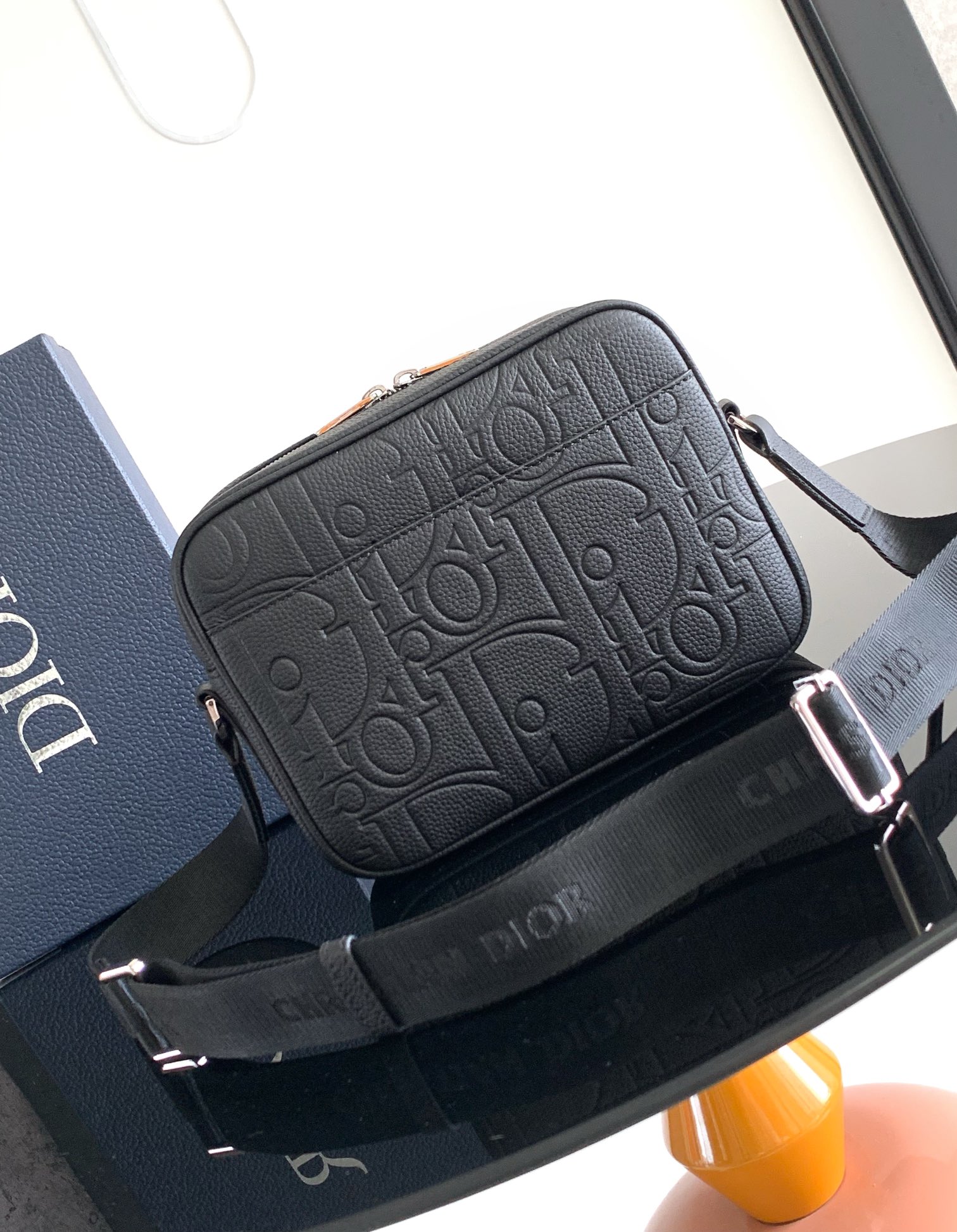 D*or rider 2.0 bag-23 x 17 x 7.5cm