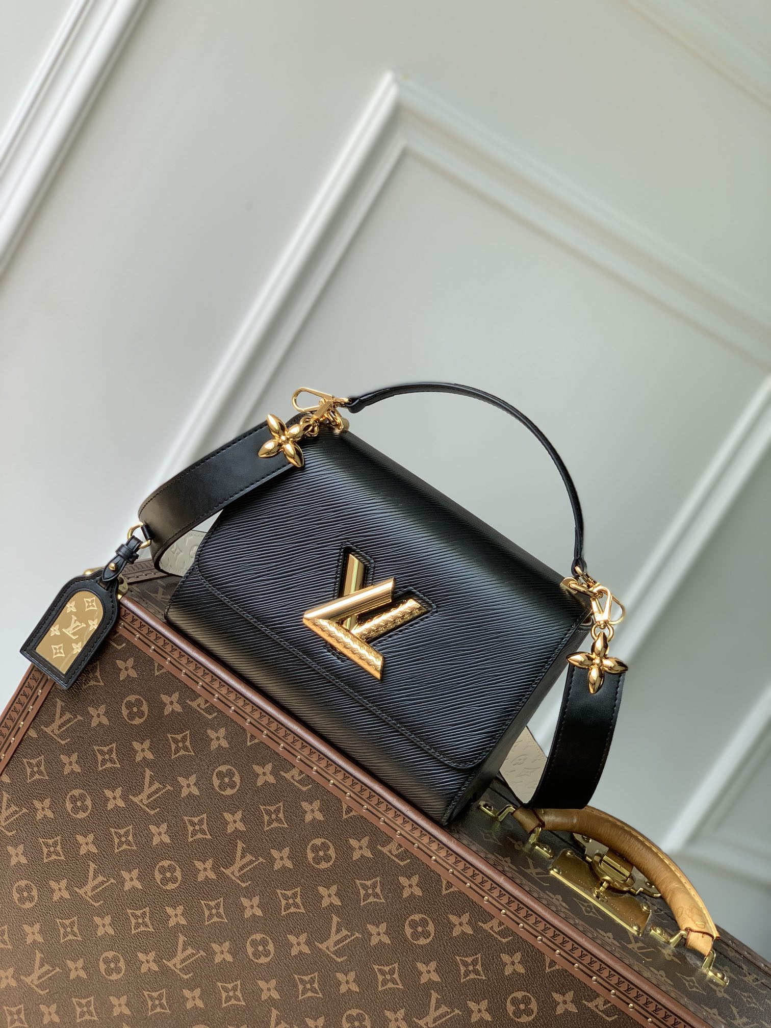 l0*is V*t0n twist mm bloom bag-m25360-23*17*9.5cm