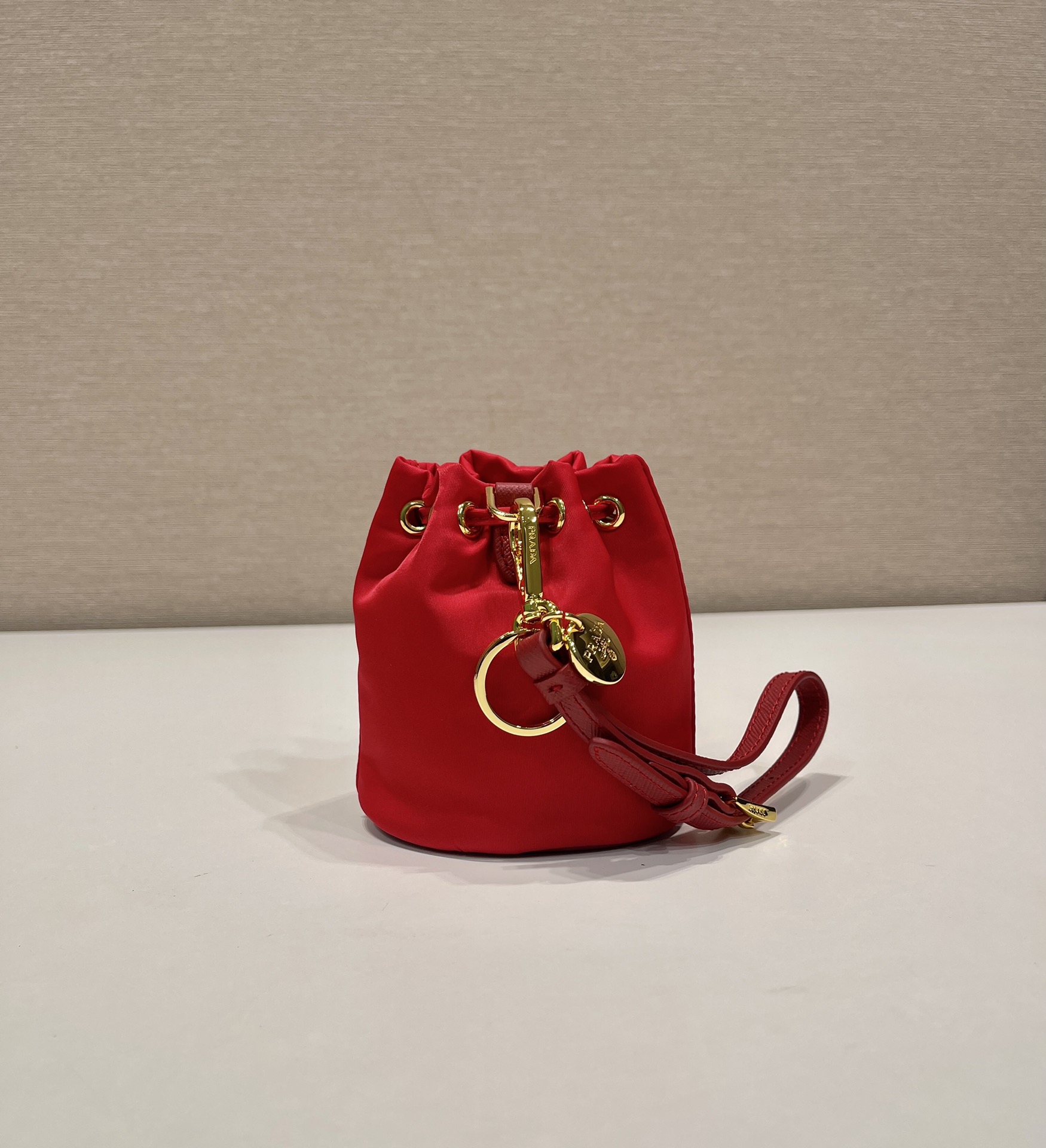 Pra*a 1tt202 re-nylon mini bag-8.5*10.5cm