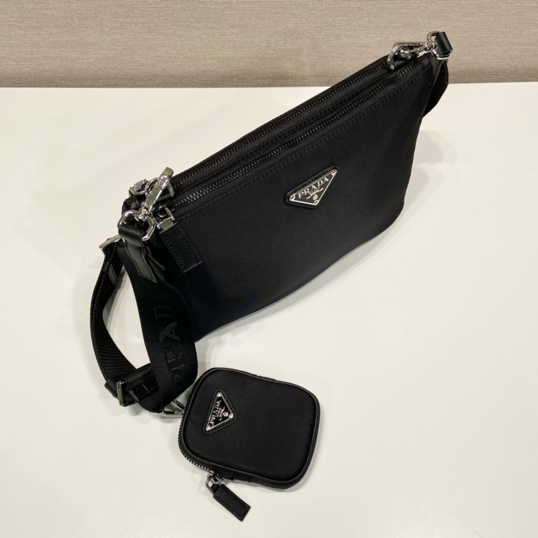 Pra*a re-nylon and saffiano leather bag-2vh120-25*18*4cm