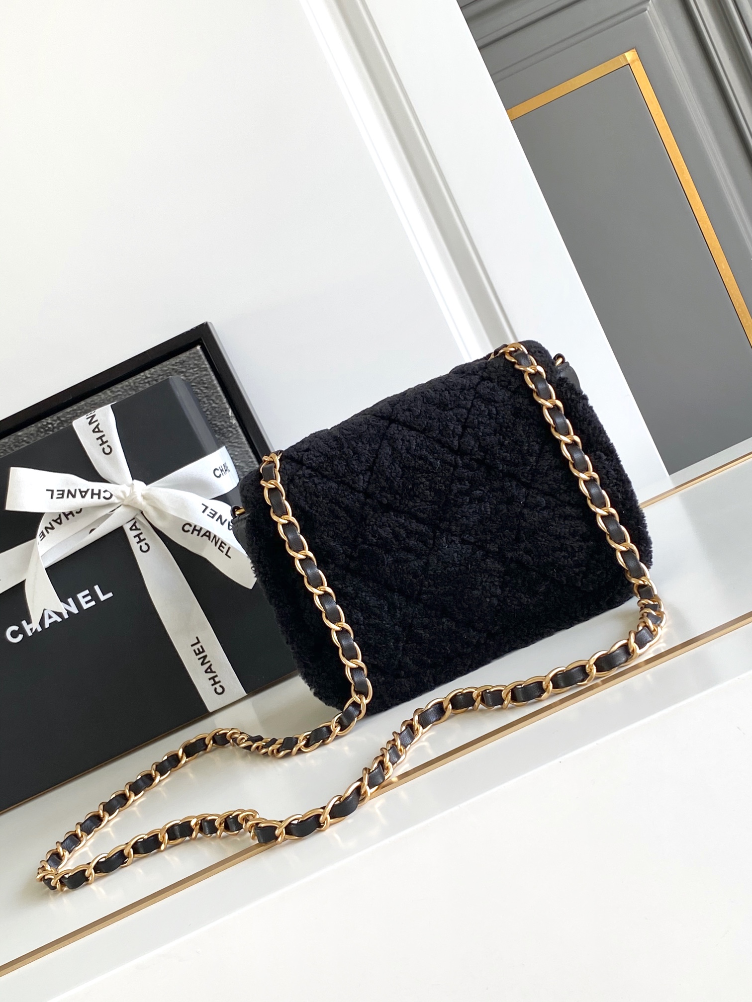 Ch@nel Flap Bag-12x 18x6CM