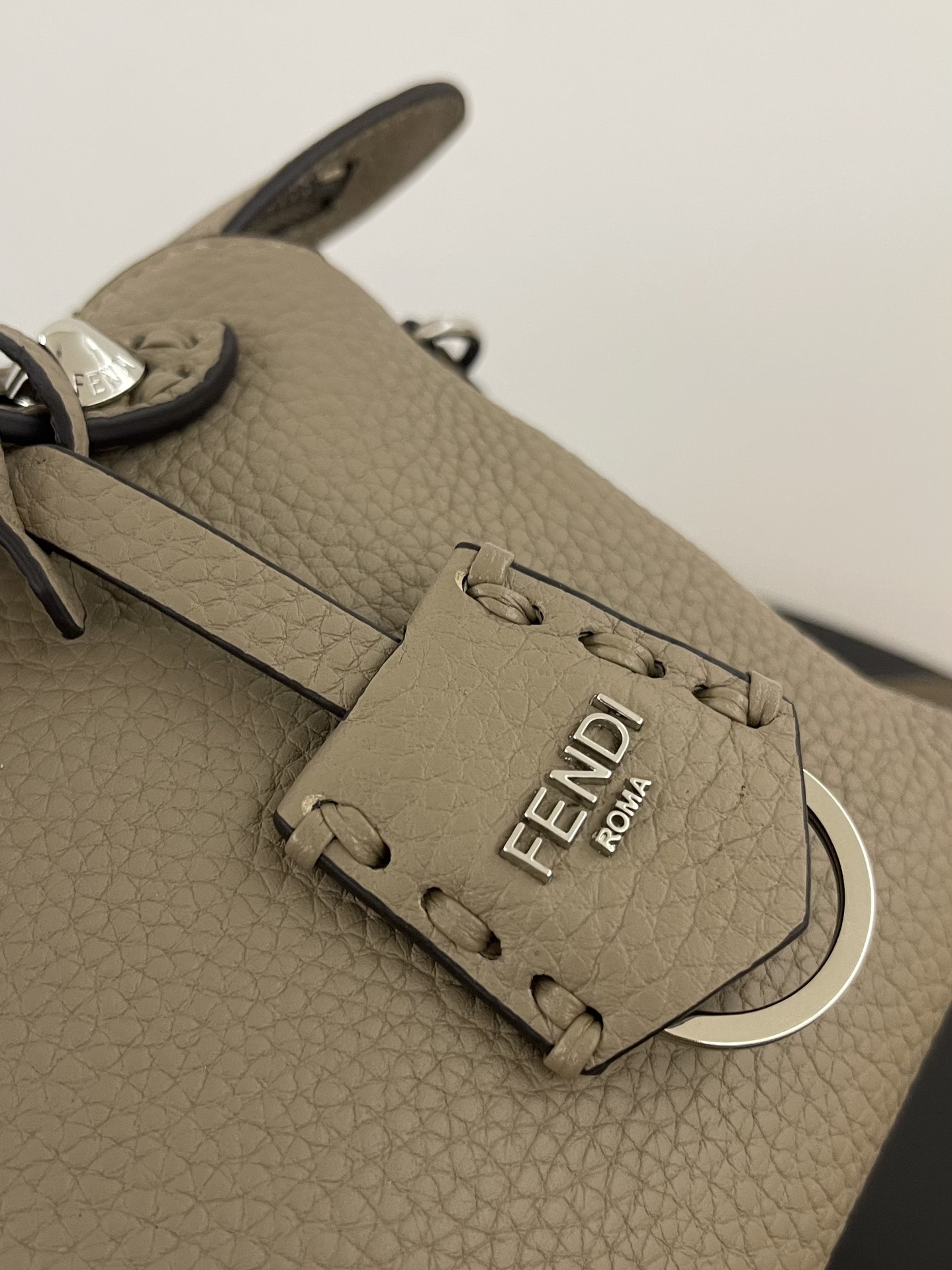 F**di by the way selleria bag-20x9x12cm