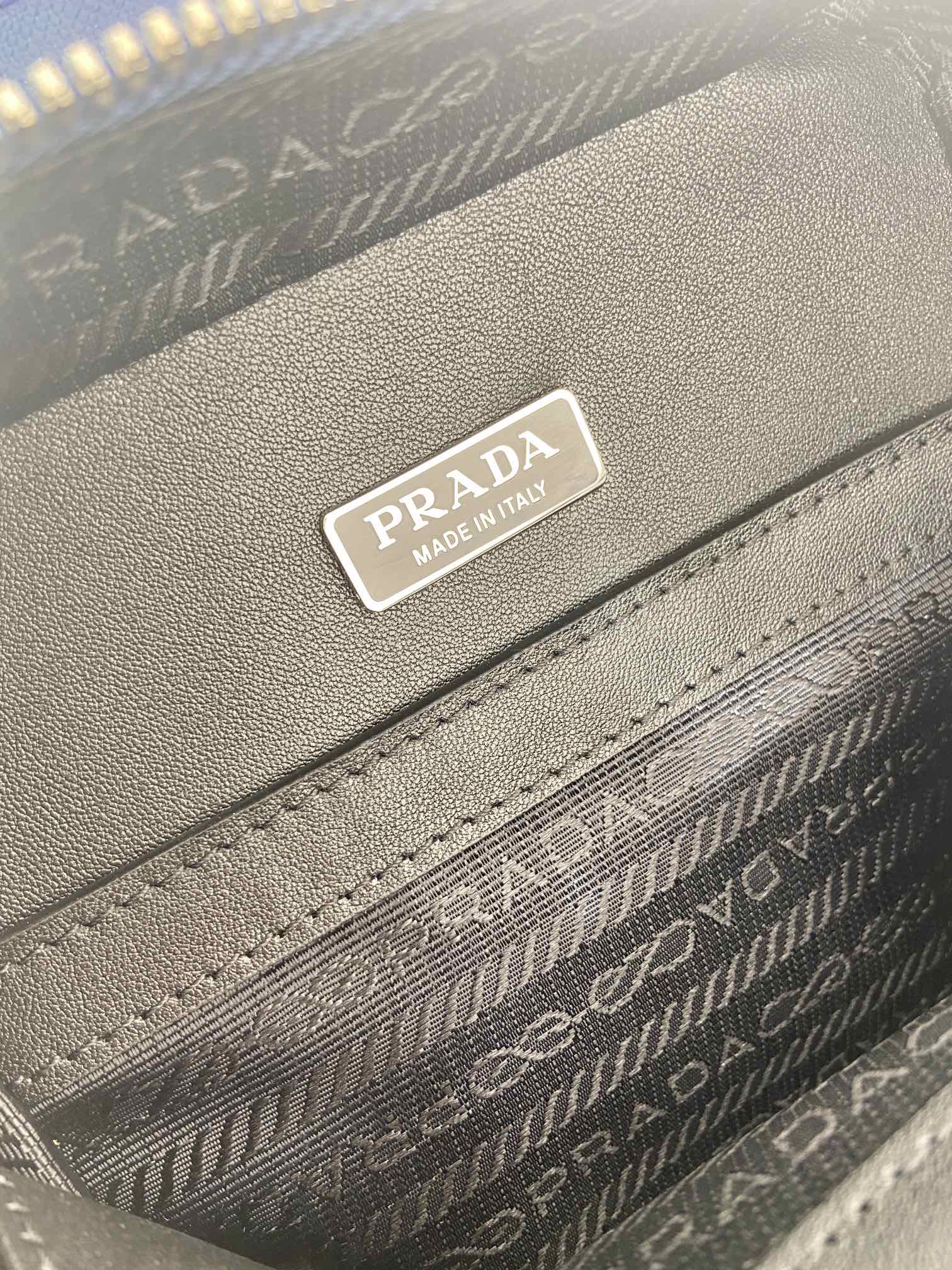 Pra*a 2vz106 Pra*a brique saffiano leather bag-14*20*5cm