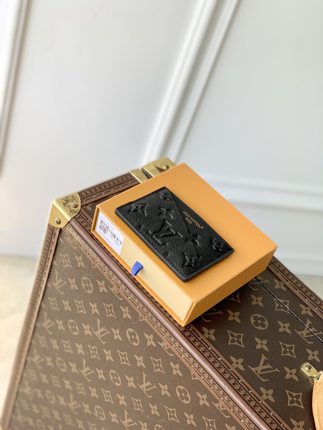 l0vis Vvtt0n criss-cross holder-10×7×0.25cm