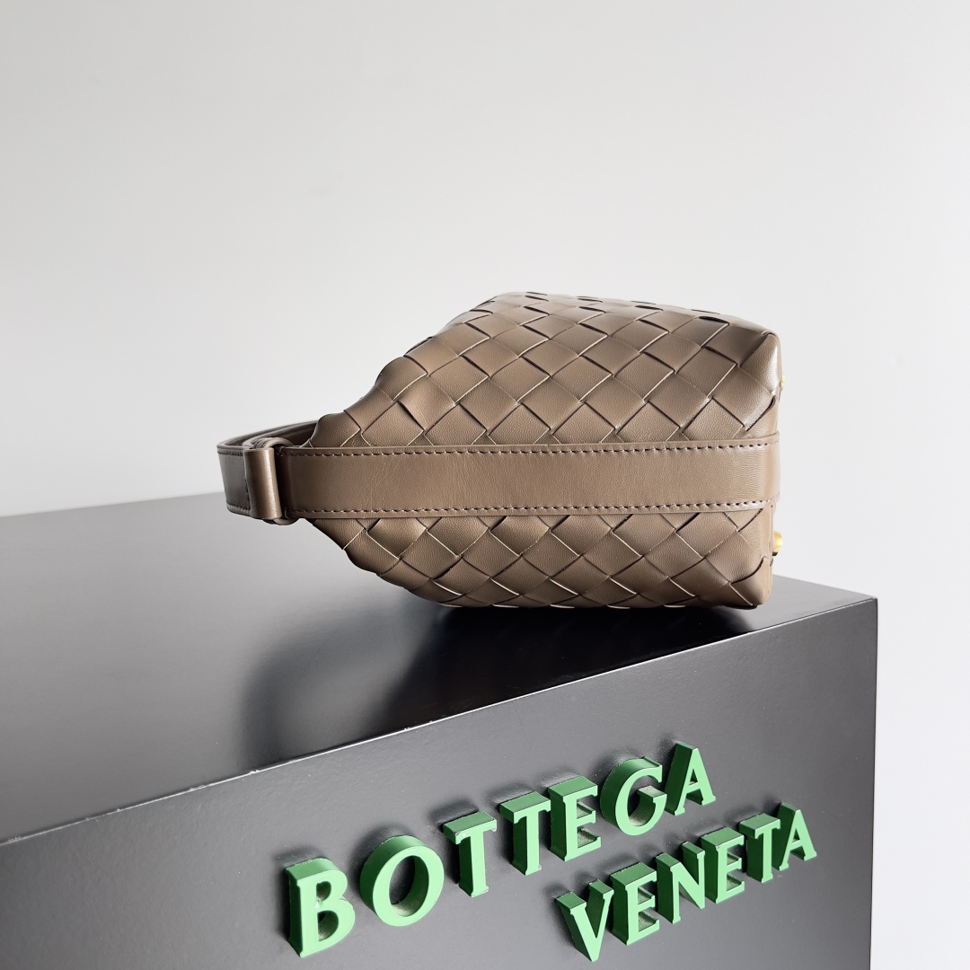 b0tt*ga Ven*ta bv wallace-22*13*9cm