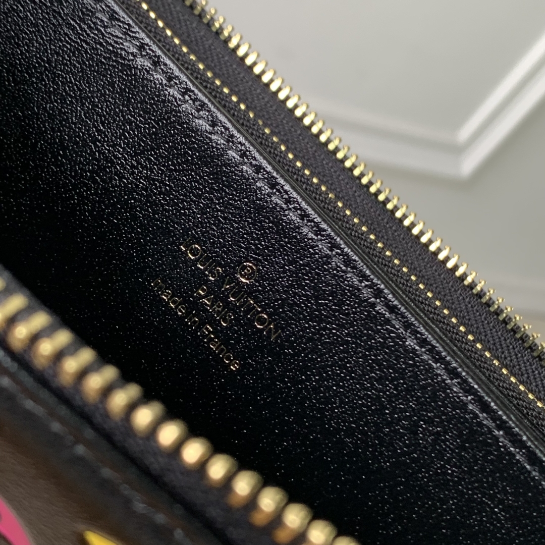 LV Milkieway Wallet-M14096-19.5 x 10.5 x 2.5CM