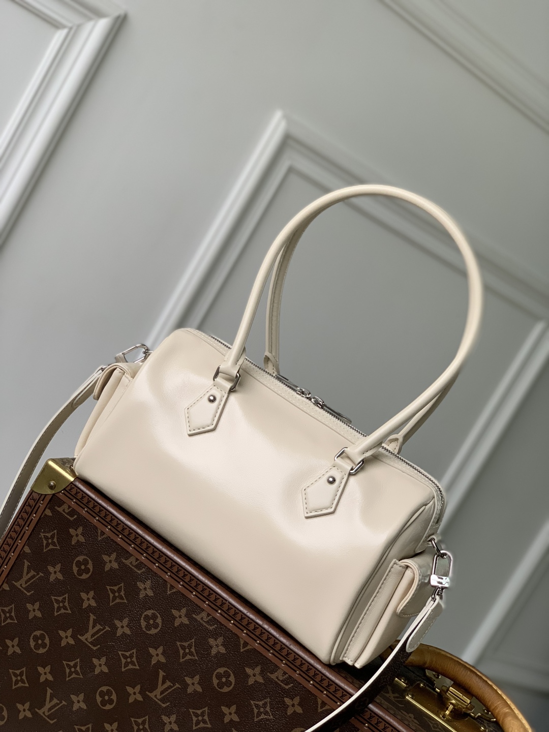 l0vis Vvtt0n speedy cargo vibe lv vibe handbags 17 x 12 x 28cm