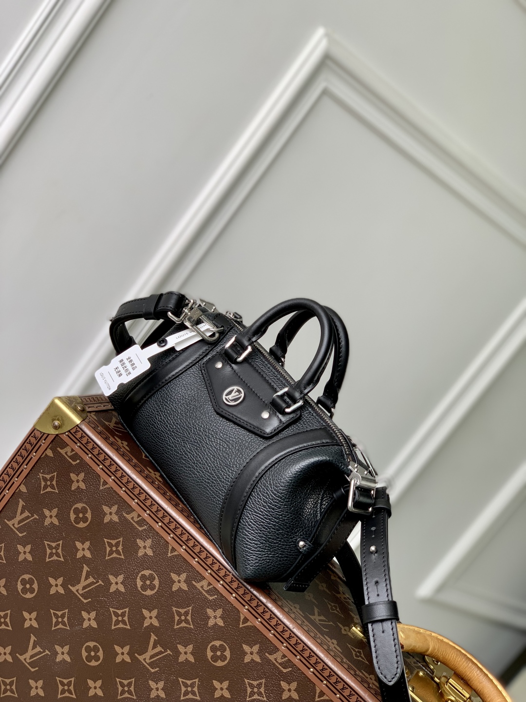 l0vis Vvtt0n nano lv rider handbags -10 x 10 x 23cm