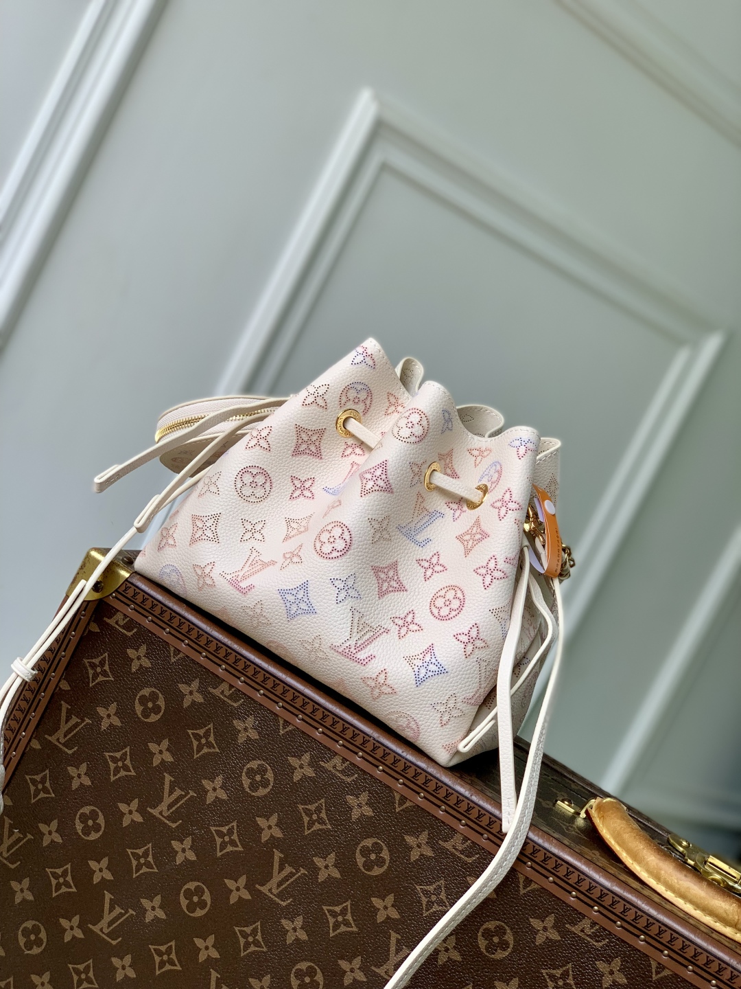 l0vis Vvtt0n bella tote bag-19 x 22 x 14cm