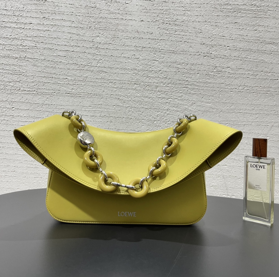 Lowee Ola Chain-Link Shoulder Bag-26*18*13CＭ