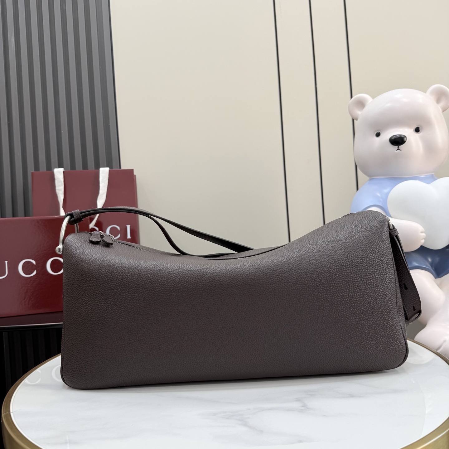 Gv*c*i Grained Leather Crossbody Bag-44*21*15CM