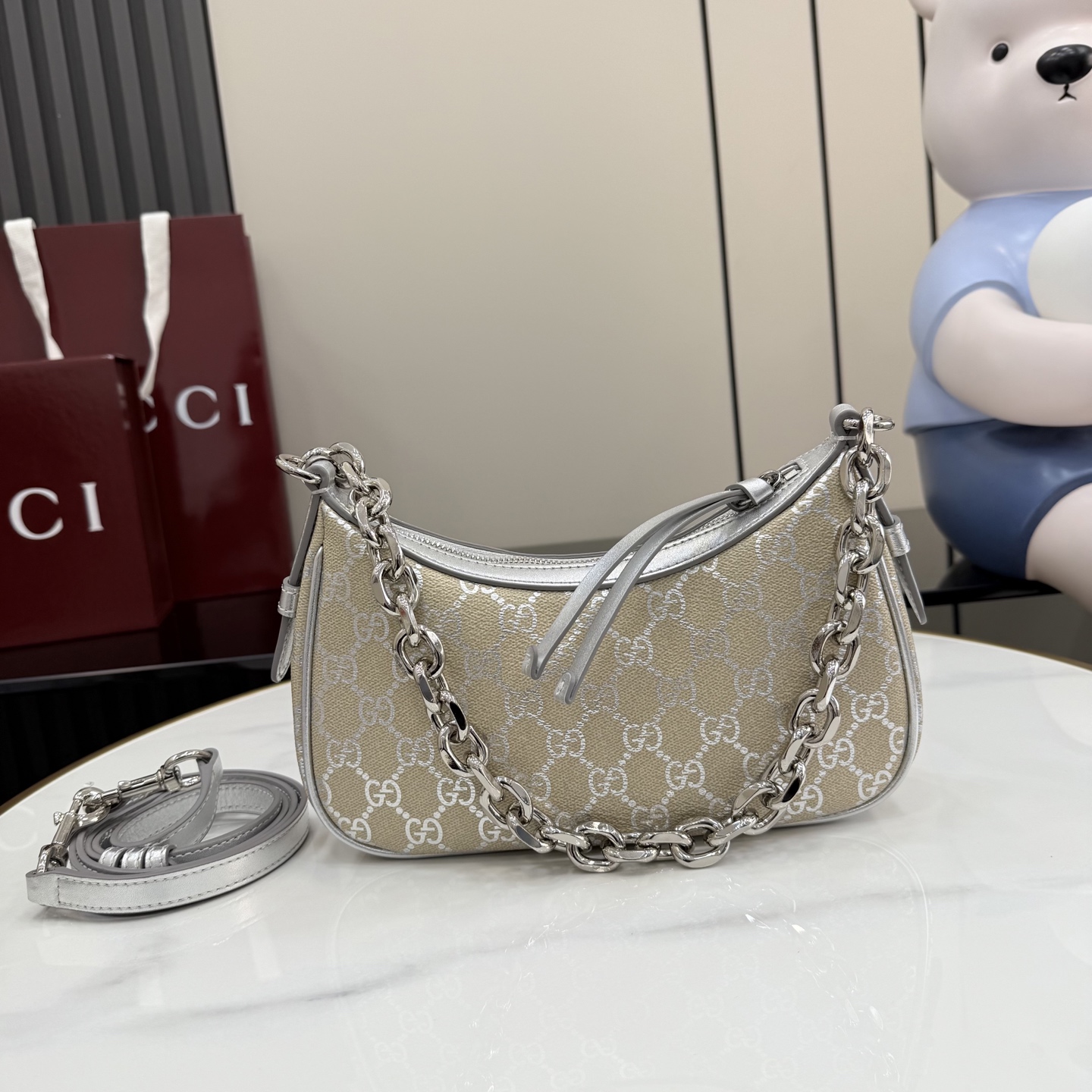 GG Emblem Small Shoulder Bag-24*16.5*5.5CM