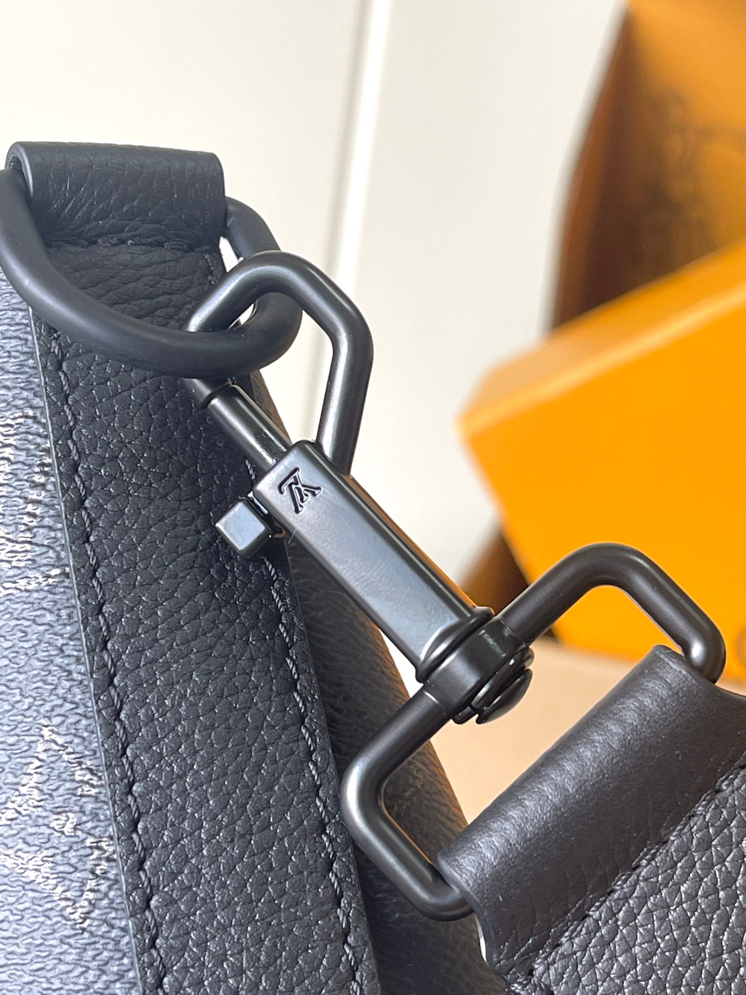 L0vis Vvtt0n Vagabon Hobo Monogram Midnight-M27856-30*8.5*39CM