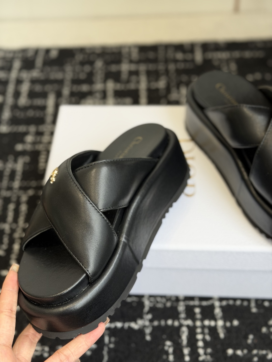 Diro Sandals
