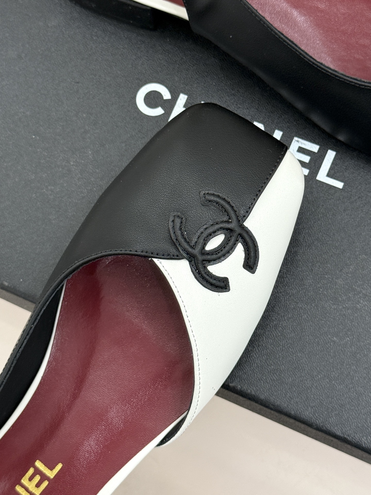 Cha*el 2026ss Slingback
