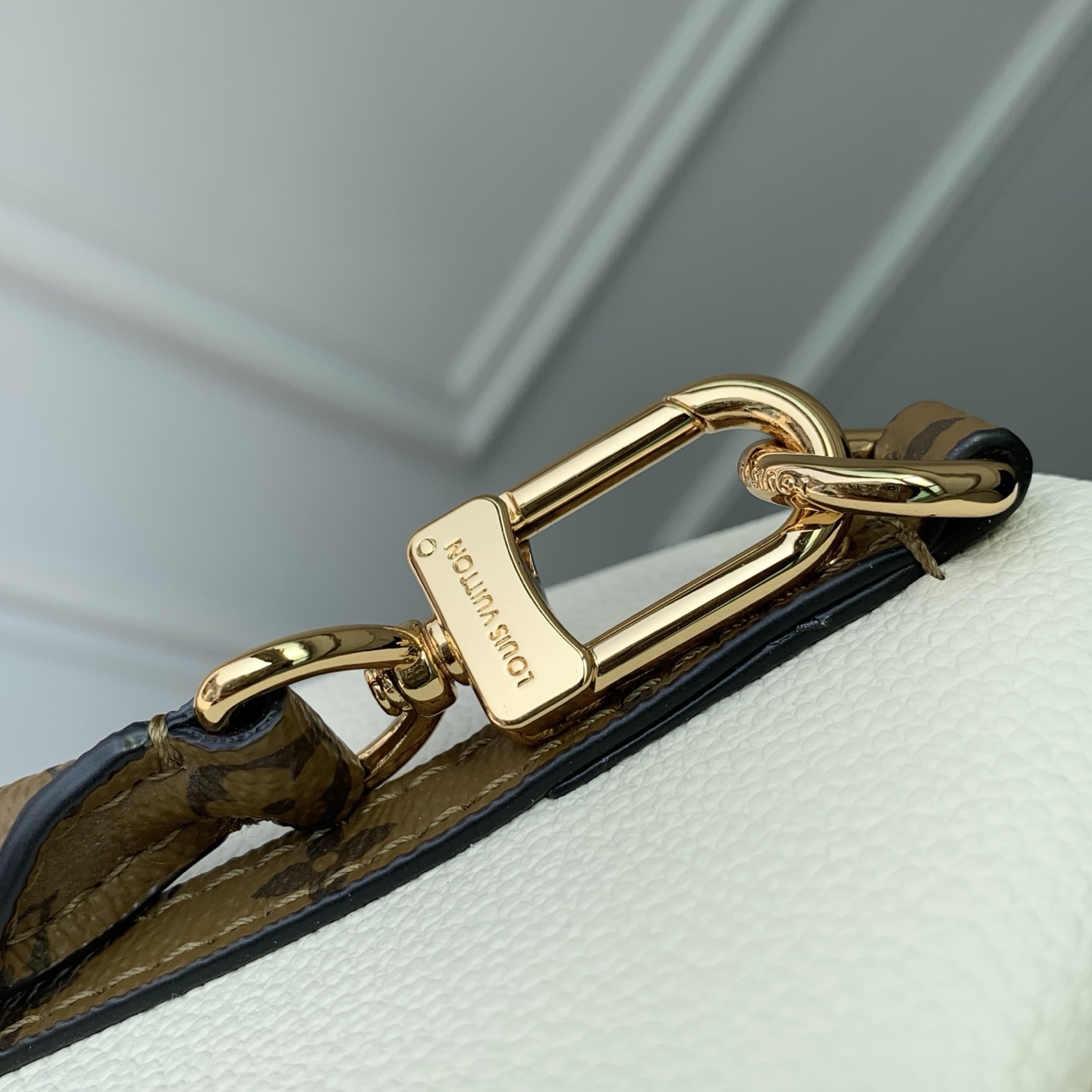 L0vis Vvtt0n Express Handbag-M29392-17 x 13.5 x 26CM