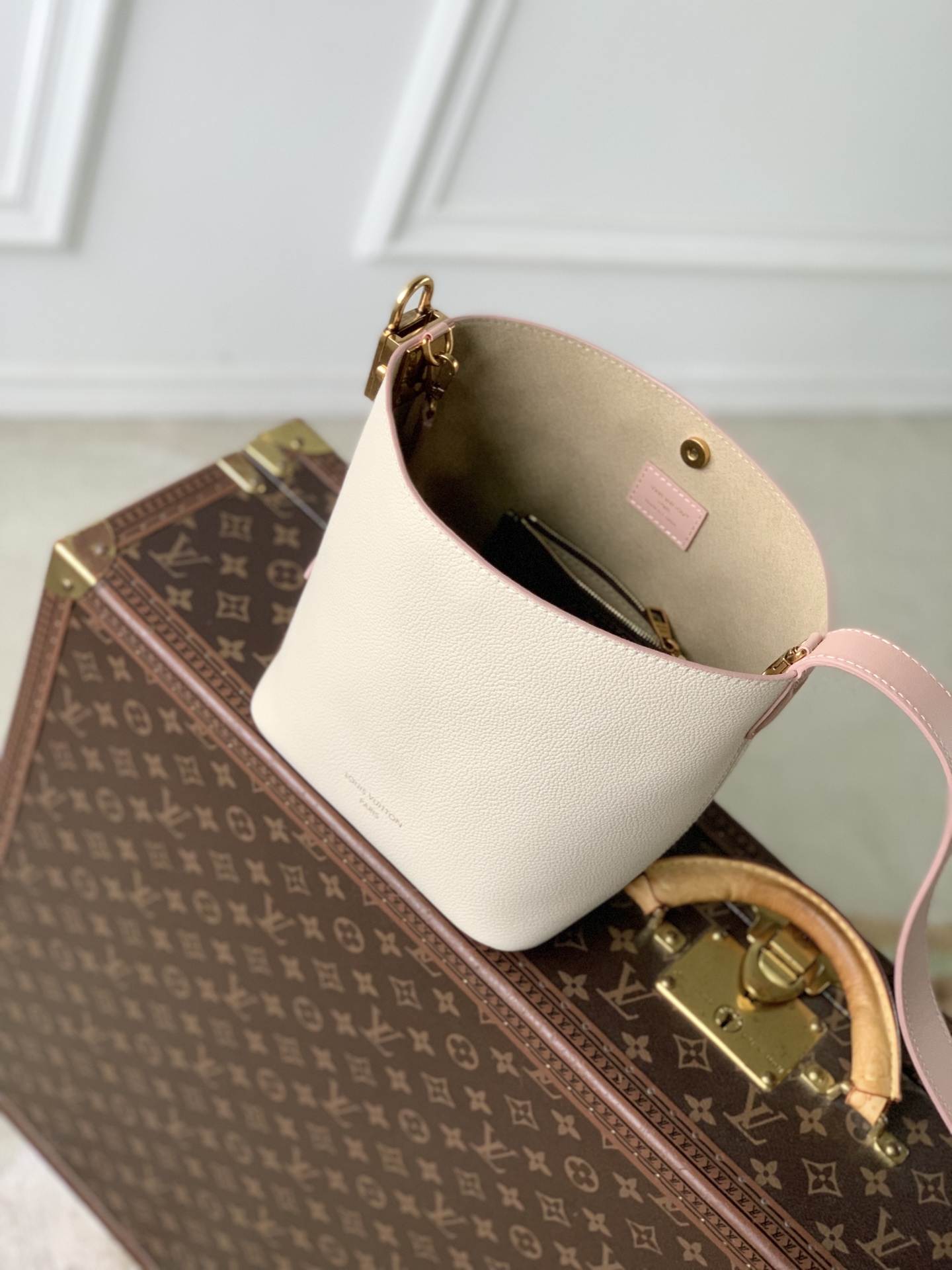 LV All In BB Low Key - Women - Handbags-18 x 12 x 16CM