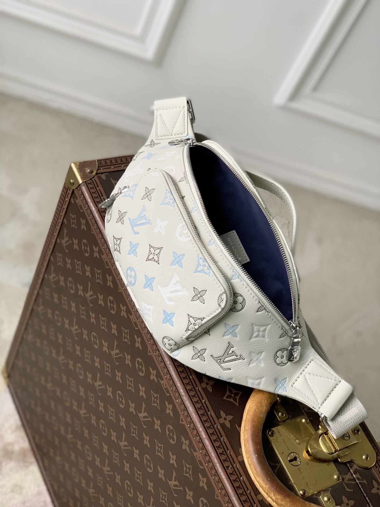 L0vis Vvtt0n Rush Bum Bag-M28619-30*15*8CM
