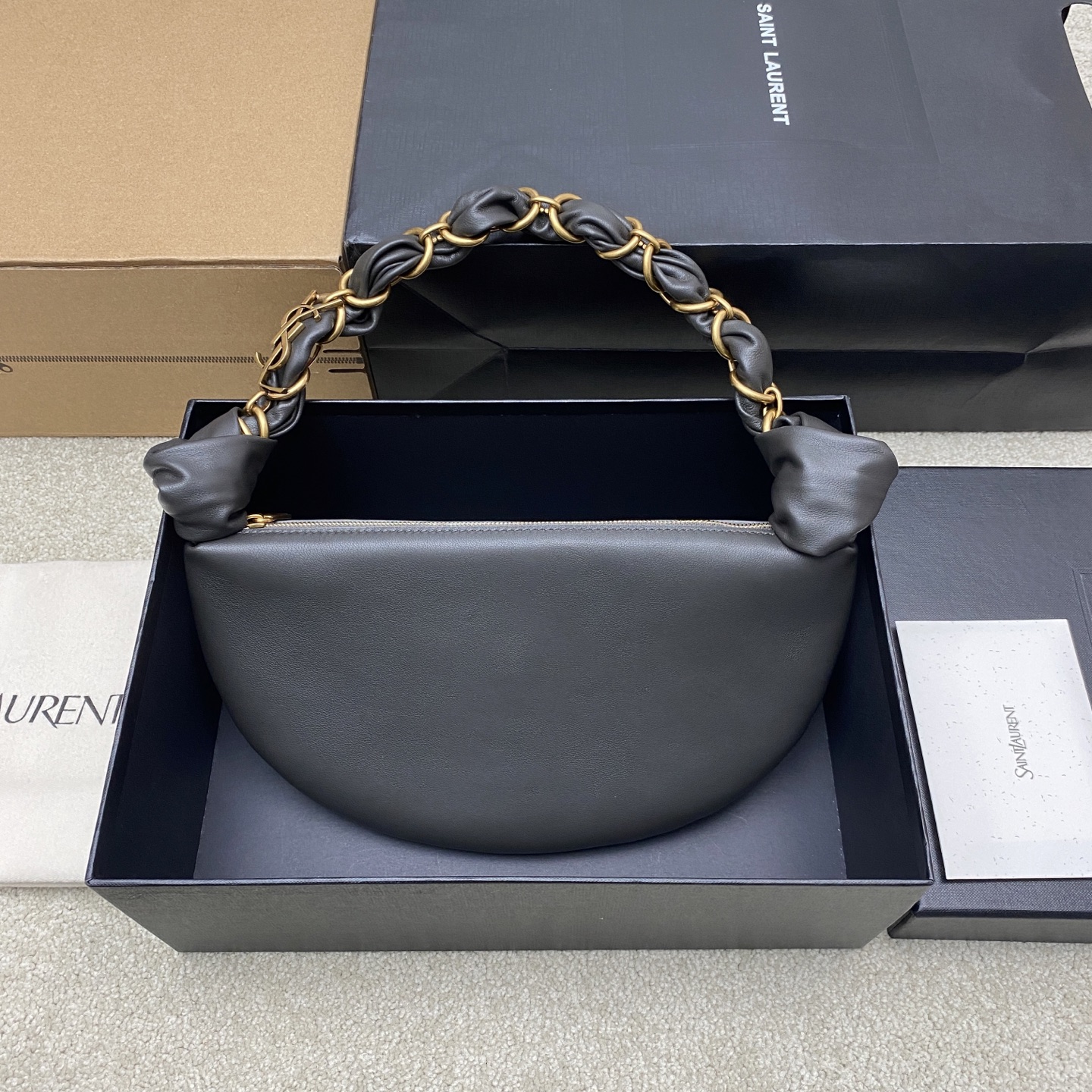 Y51 26SS Amalia-19x13x10CM