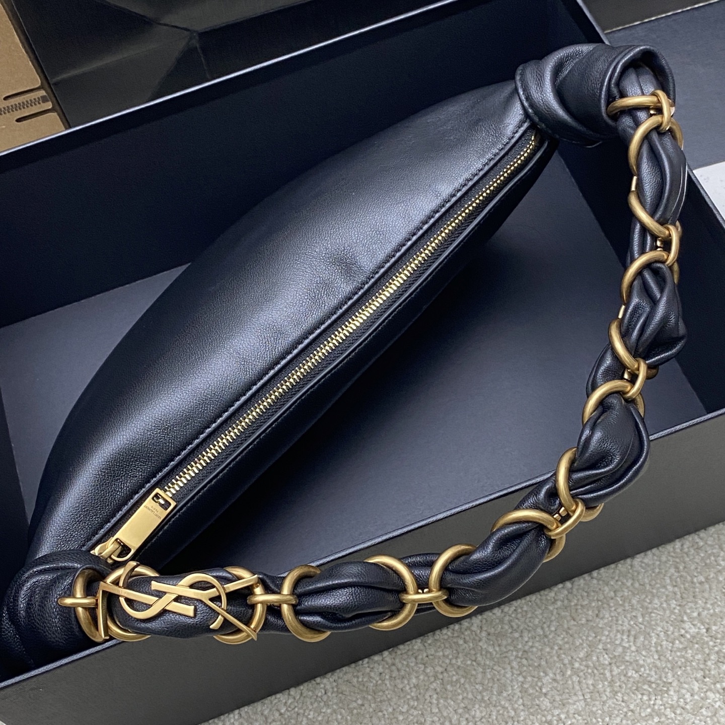 Y51 26SS Amalia-19x13x10CM