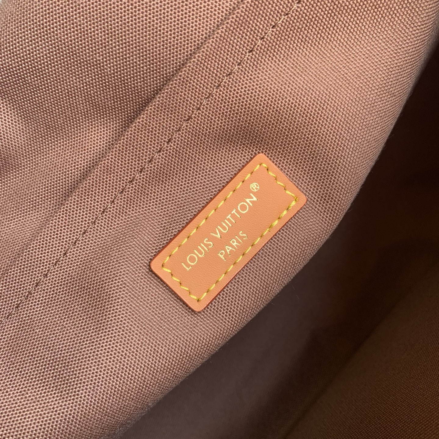 Lou*is Vvtt0n Bastille PM Bag-23 x 27 x 8CM