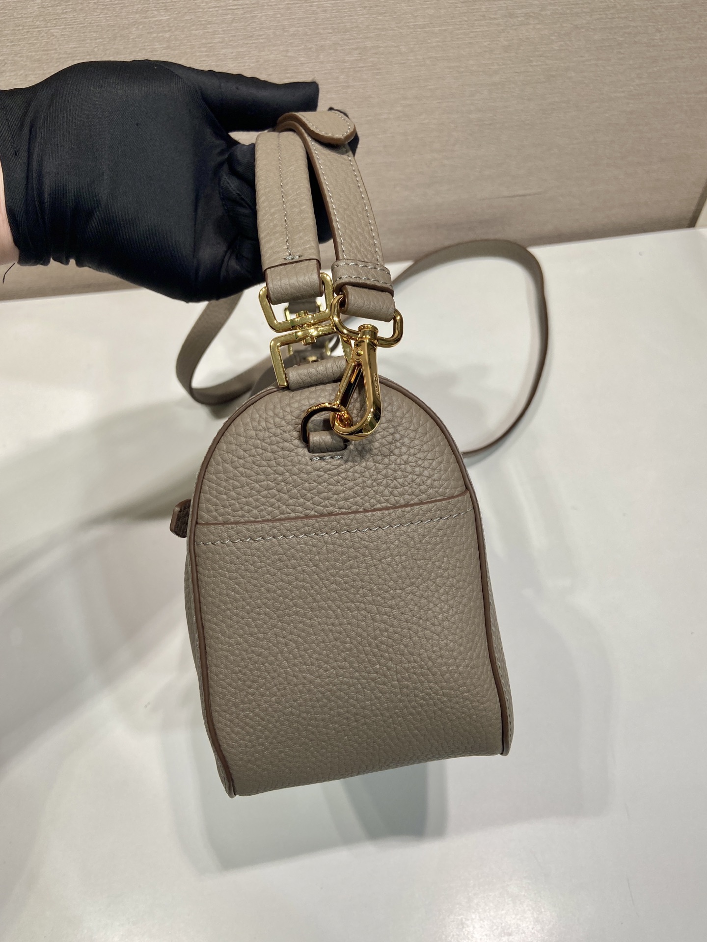 Pra*a Small Leather Bag 1BC277-25*15*11CM