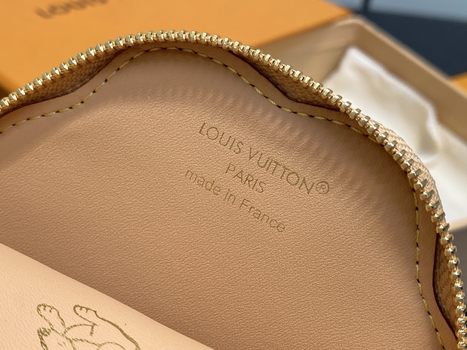 L0vis Vuitto*n Paw Coin Pouch Other Leathers -15*10*4.5CM
