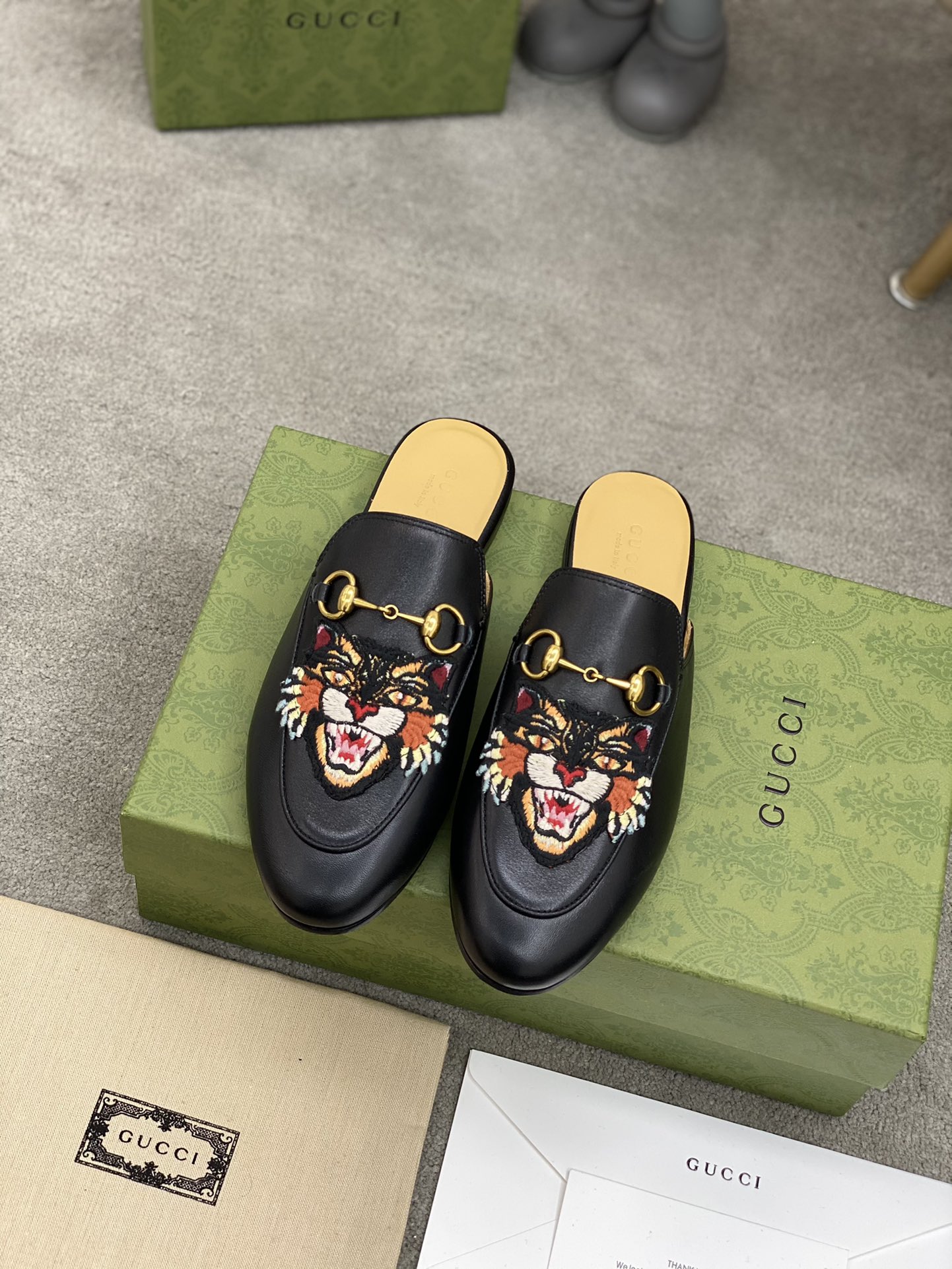 G*u*i loafers