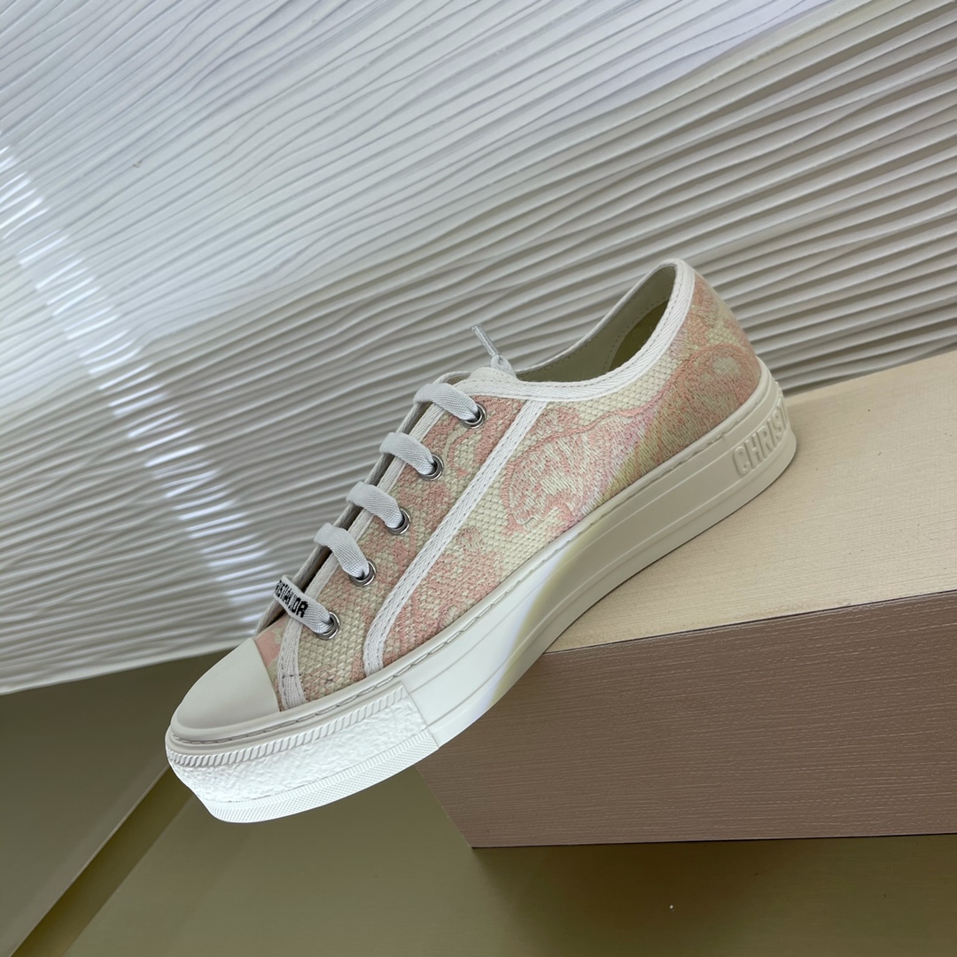 D*or sneakers